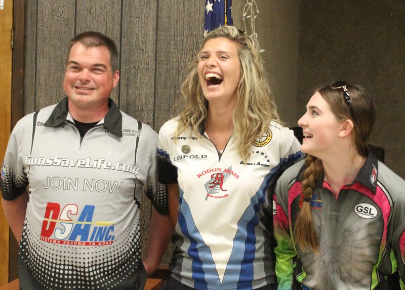 GunsSaveLifeclowning1