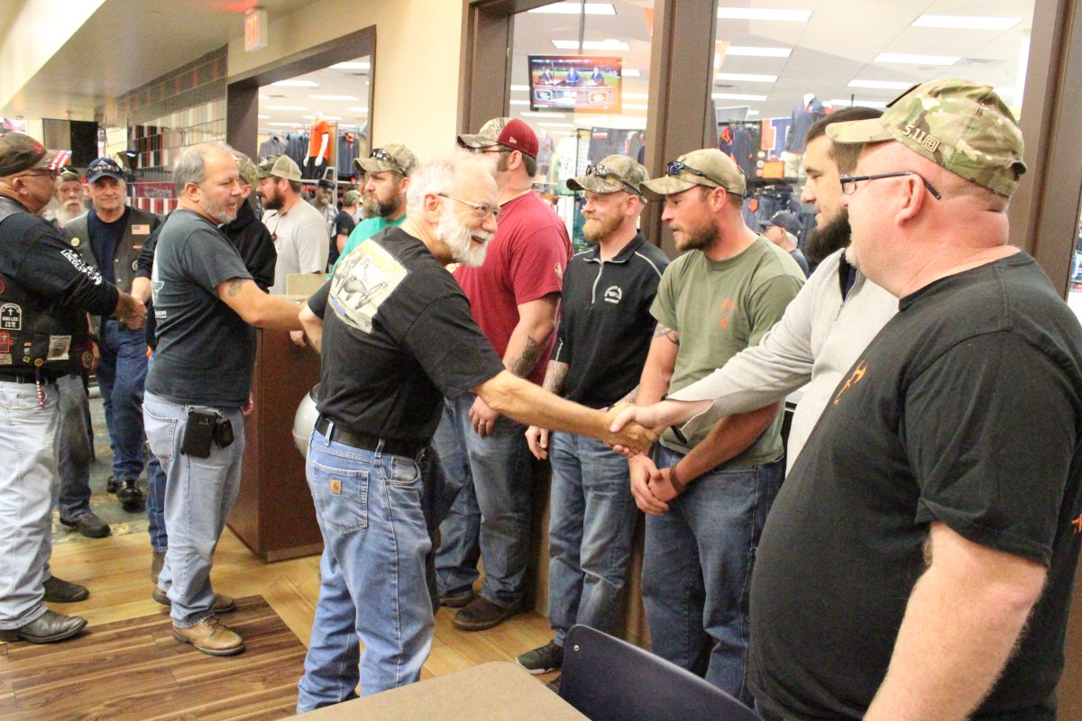 HOOAH comes to Springfield SCHEELS store (Video & Photos)