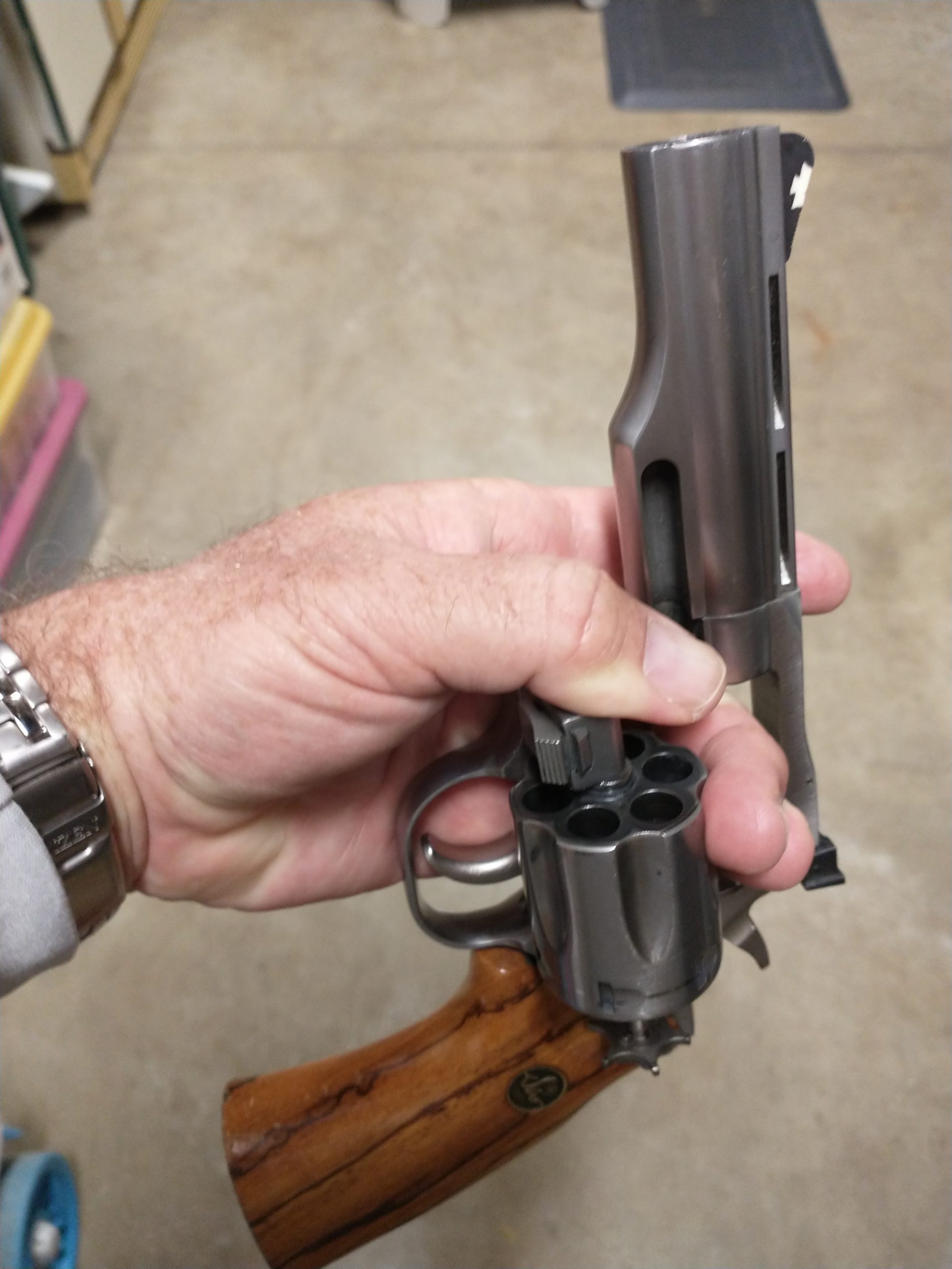 Revolver Combat Loading and Unloading – GunsSaveLife.com