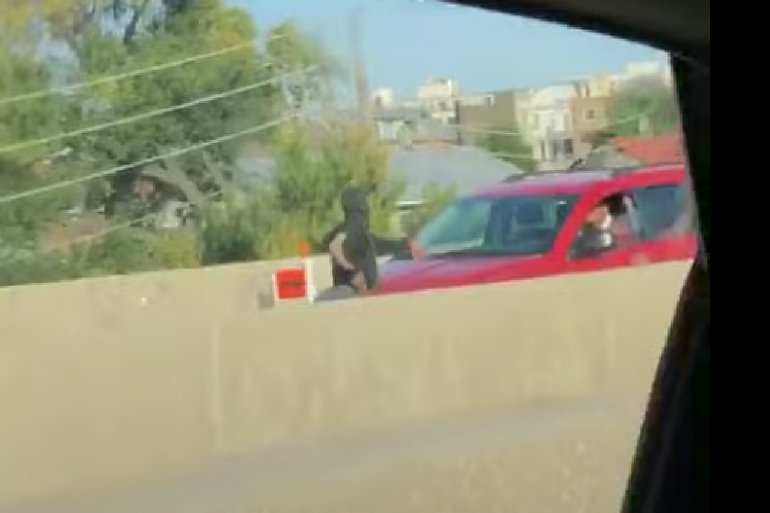 REAL LIFE WILD WEST Carjacking on Chicago’s Dan Ryan Expressway with